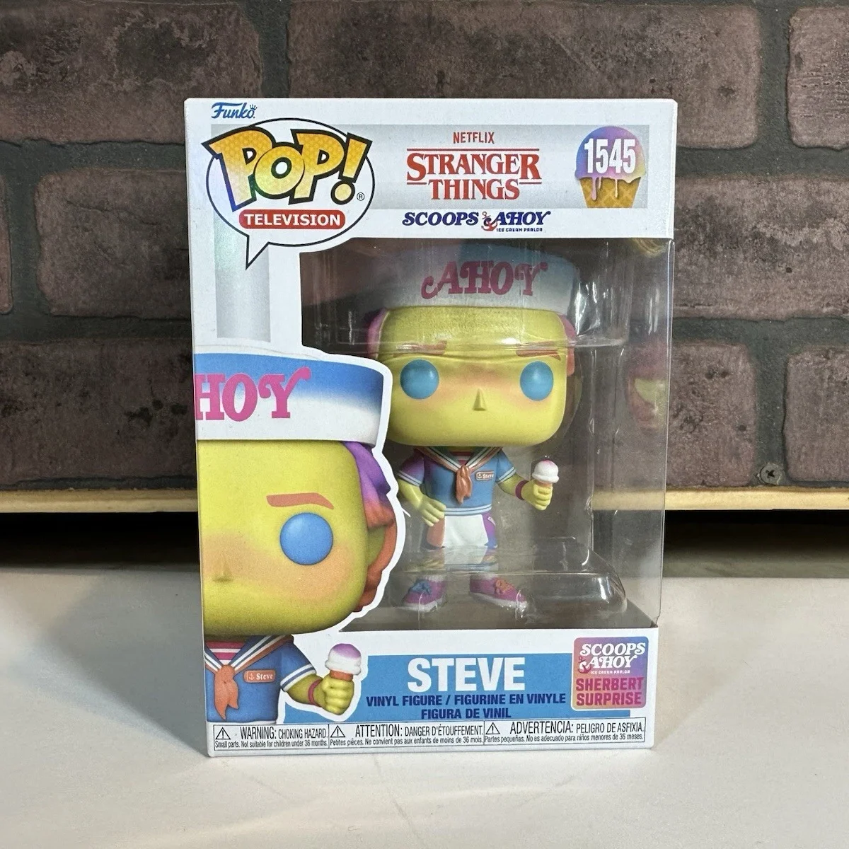 Stranger Things Steve Harrington (Scoops Ahoy) # 1545 Funko Pop Figura genuina Regalo coleccionable de edición limitada de 4,15 pulgadas para fanáticos