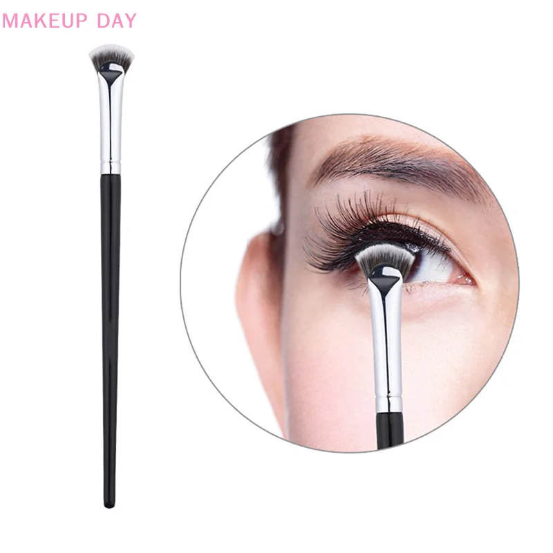 1PC Fan-shaped Eyelash Brush Soft No Shedding Professional Beauty Eyelash Makeup Brushes Mascara Highlighter Powder Smudge Tool