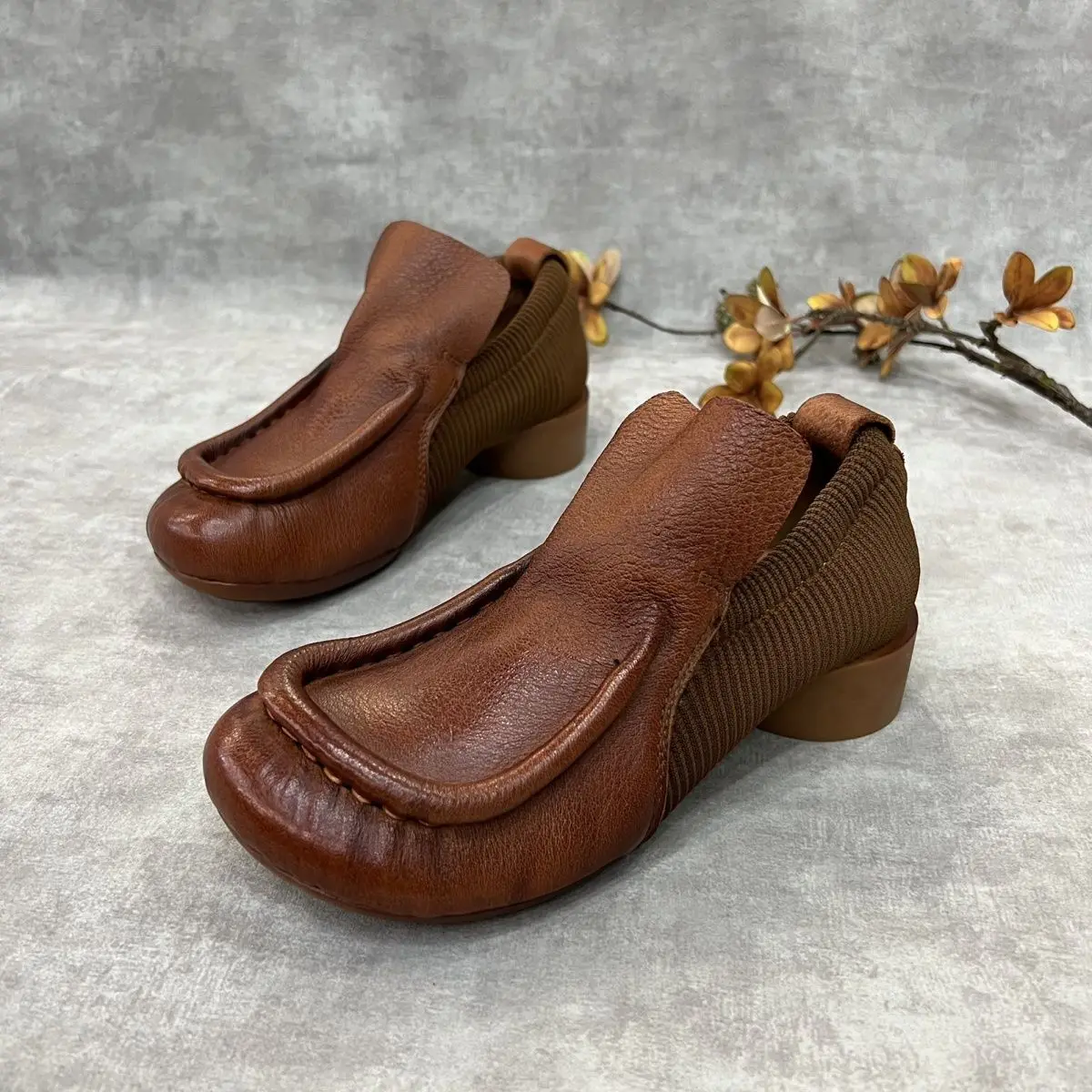 

Autumn New Retro Style Deep Mouth Top Layer Cowhide round Chunky Heel Slip-on Solid Color Daily Women's Shoes