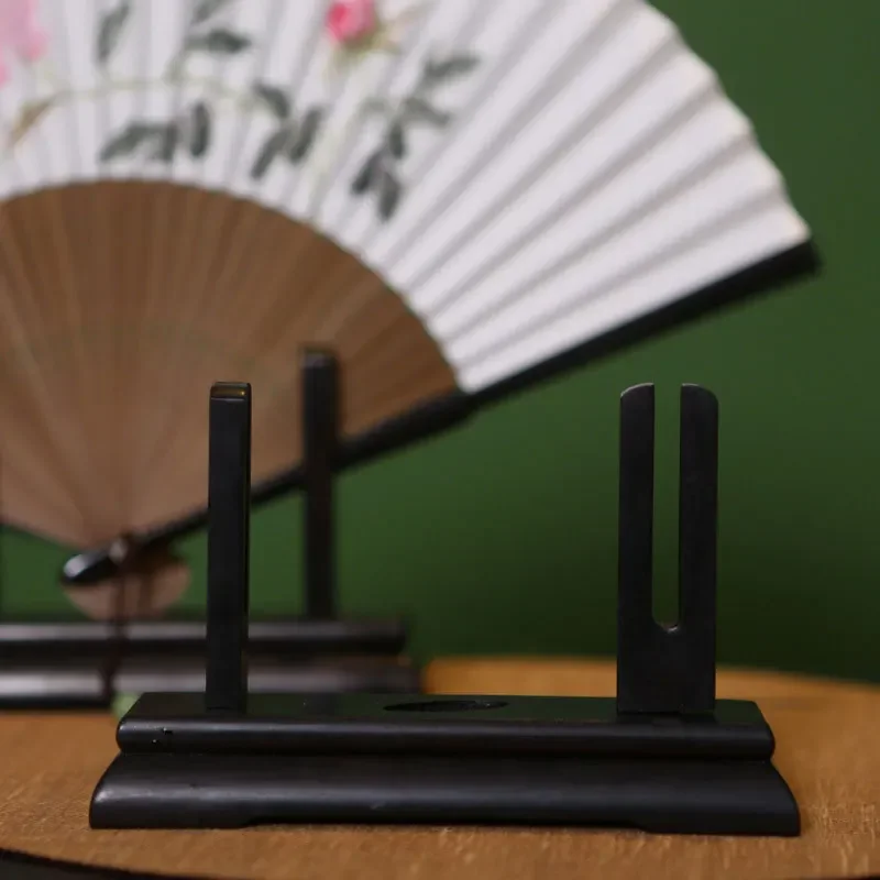 Retro Folding Fan Display Stand Vintage Style Holder for Home Office Decor Table Accessories Fan Bracket with Artistic Design