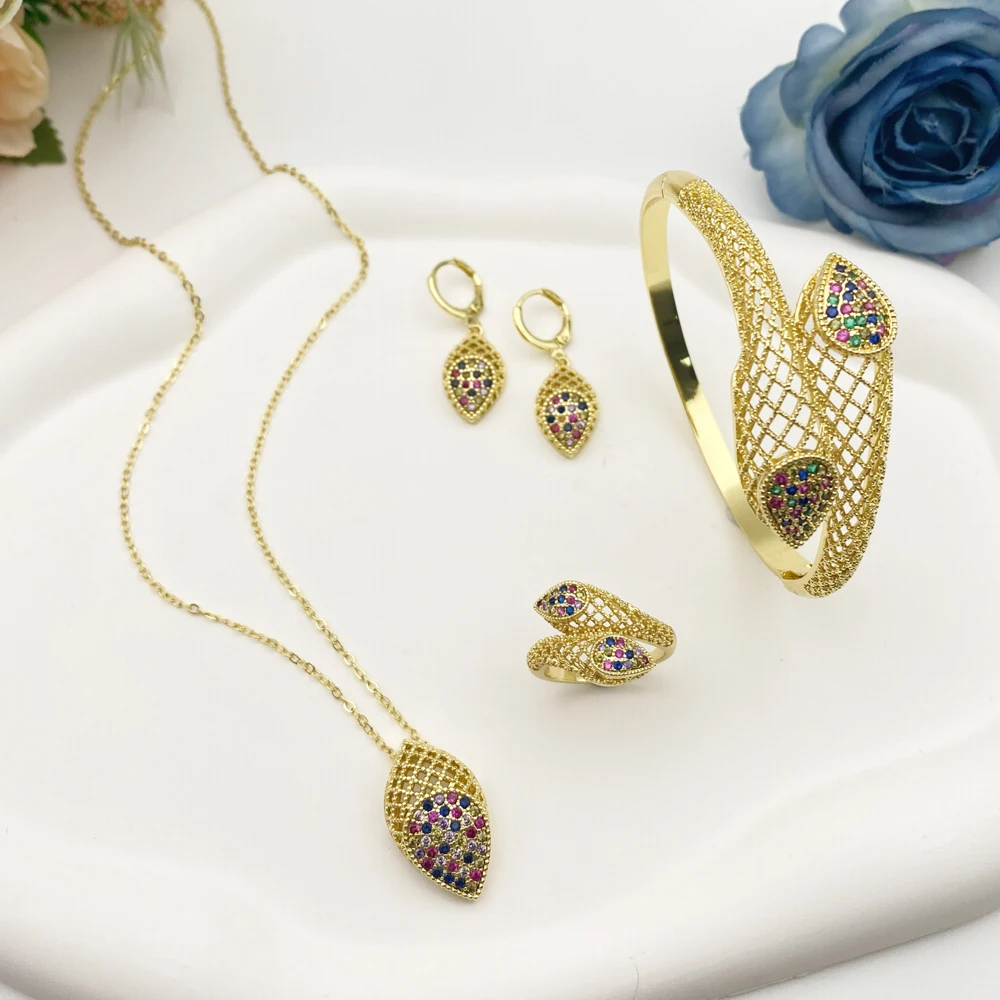 

Flora Retro Necklace Earrings Set, 4-Piece Zircon Copper Plated Jewelry for Wedding Party, Christmas Gift for Wife Her Women