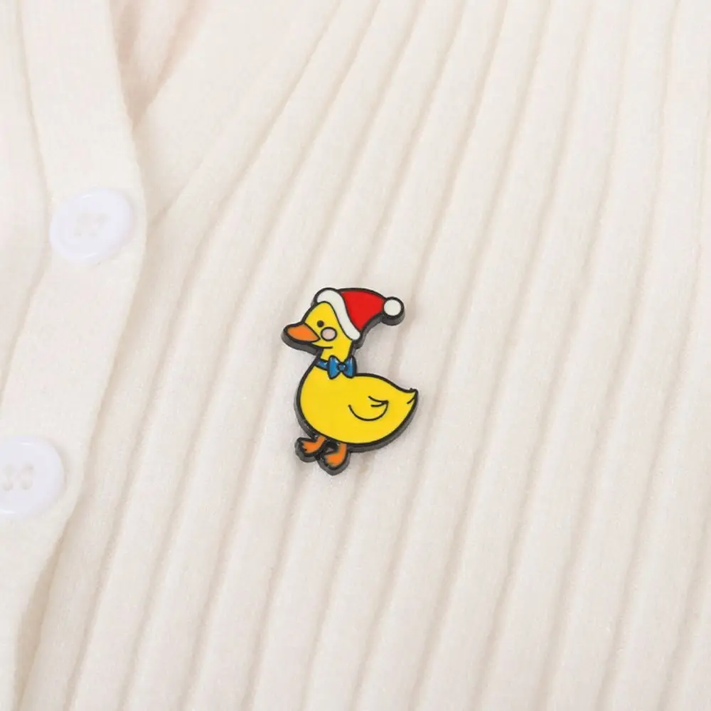 Cute Yellow Chickens Ducks Enamel Pins Korean Style Animal Electroplating Alloy Men