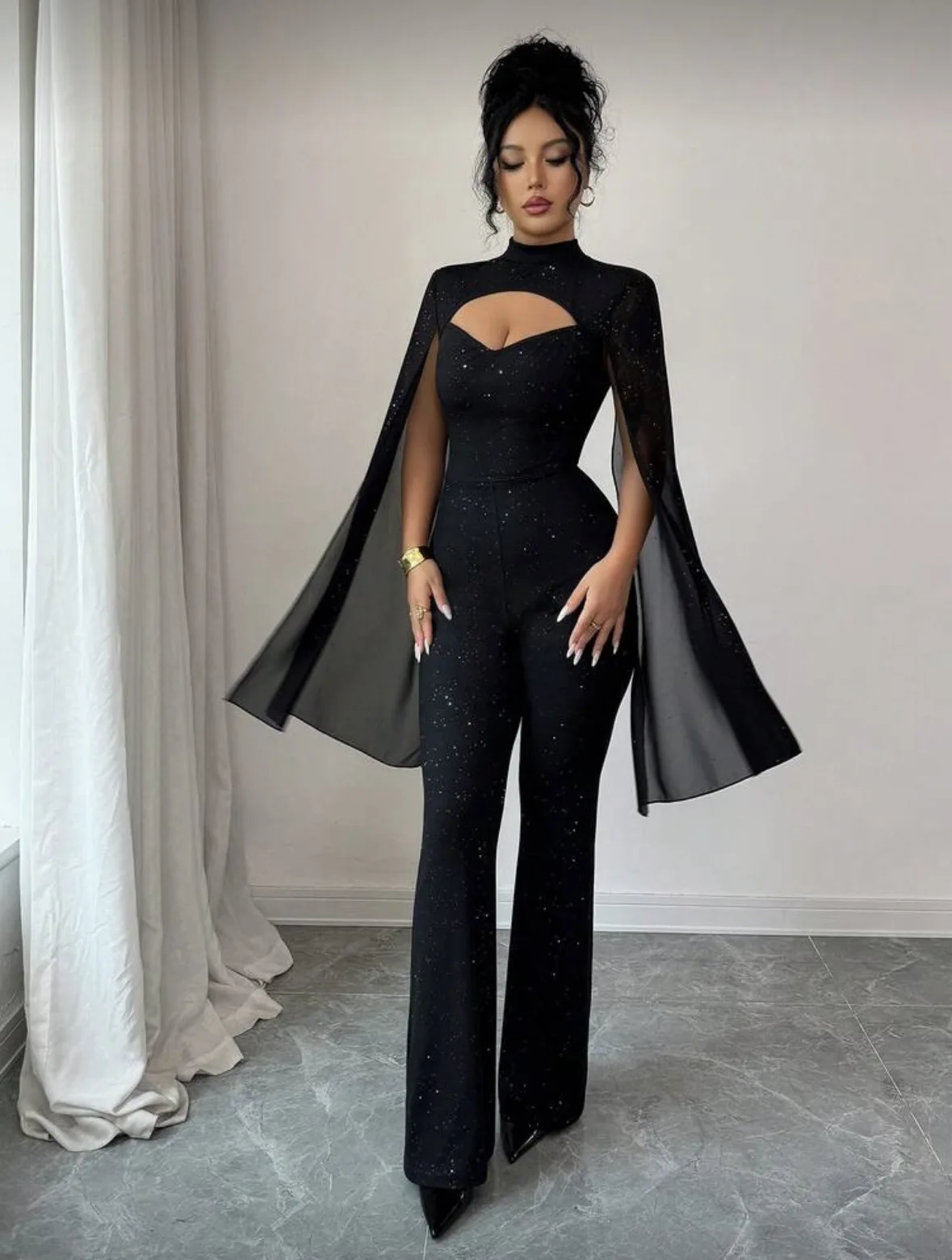 Mono de moda ajustado para primavera/verano con cuello redondo, diseño hueco, para fiesta, con capa de gasa, lentejuelas, sin mangas, cremallera y diseño que realza la cadera.