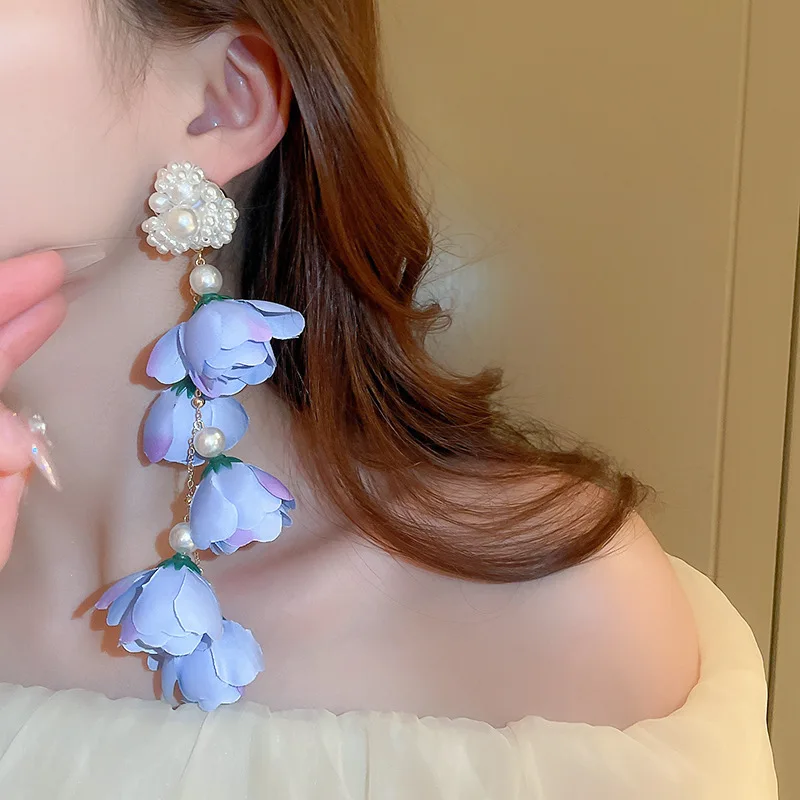 

Fashionable Imitation Pearl Flower Tassel Earrings, Elegant Women's Sweet Rose Pendant Long Earrings Wholesale