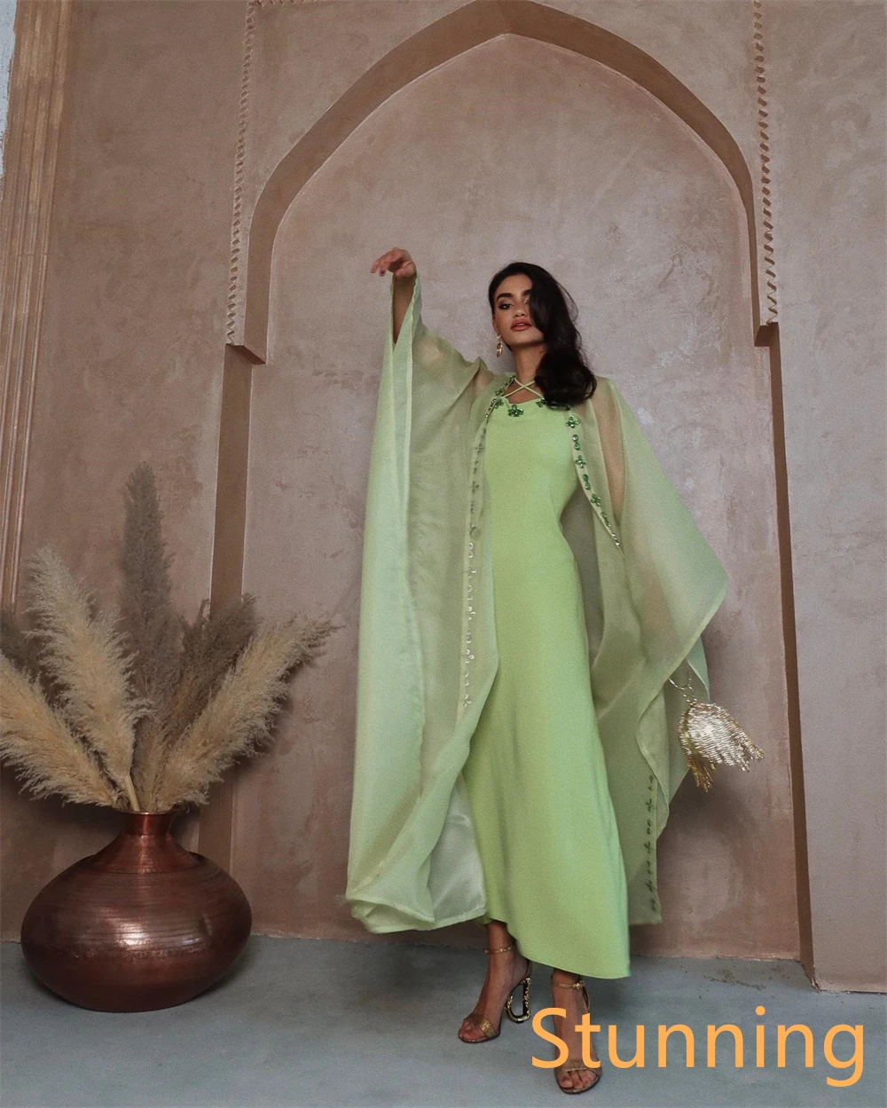 Robe de soirée en Jersey vert, personnalisée, col licou, manches longues, robes de célébrité, sur mesure, robes d'occasion en cristal de haute qualité