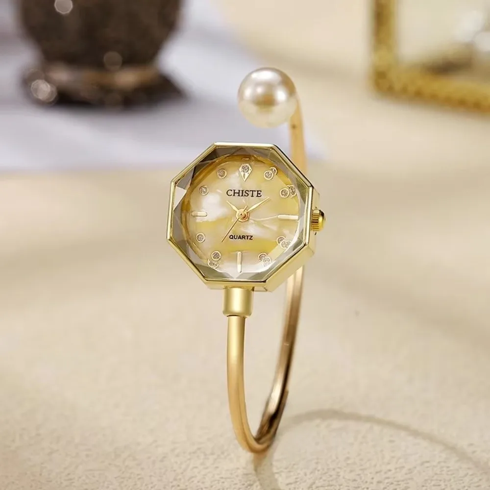 Casual Diamond Scale Wrist Watch Pearl Strap Open Bracelet Quartz Watch Female Wristwatch Women