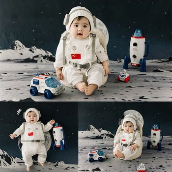 KD 100 Days Baby Photo Clothing Astronaut Hat Jumpsuit Set  Lunar Space Background Rocket Space Vehicle Infant Photography Props