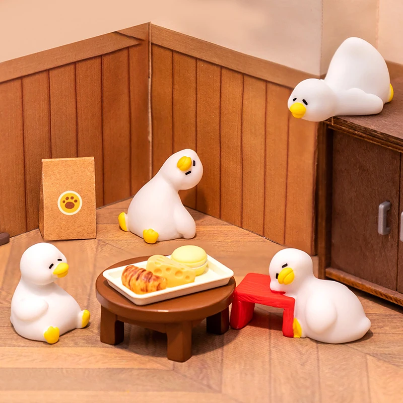Miniatures Figurines Cute White Duck Animal Micro Landscape Ornaments For Home Desk Decoration Gardening Accessories