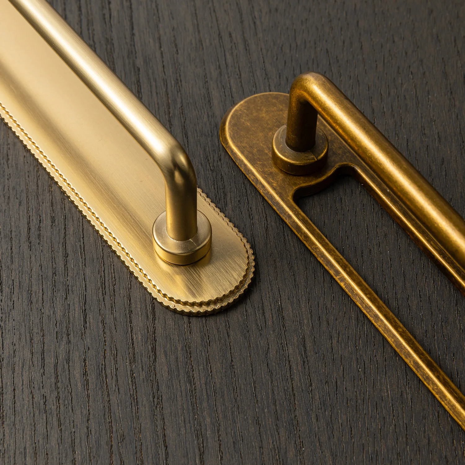 Goo-Ki Antique Brass Cabinet Pulls with Backplate Kitchen Drawer Pulls Cabinet Handles with Base Plate Zinc Alloy Hardware