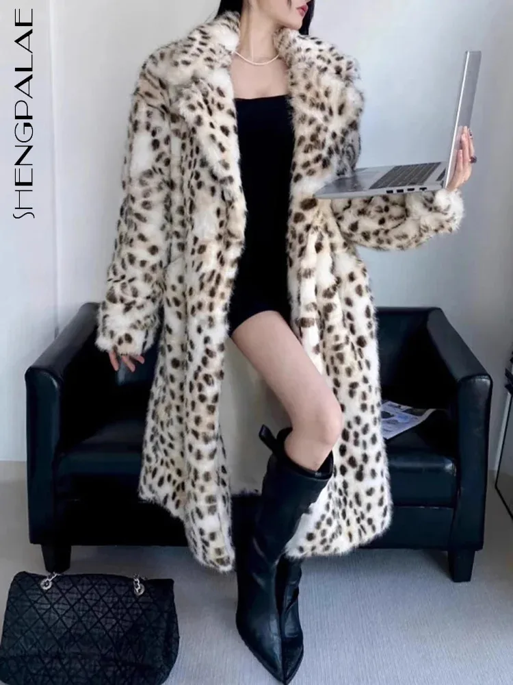 SHENGPALAE Fashion Faux Fur Coat Women 2024 Winter New High Street Turn-down Collar Long Sleeves Color Block Female Caots 5G630