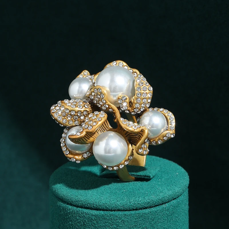 Vintage Flower Pearl Ring Luxury Designer Jewelry