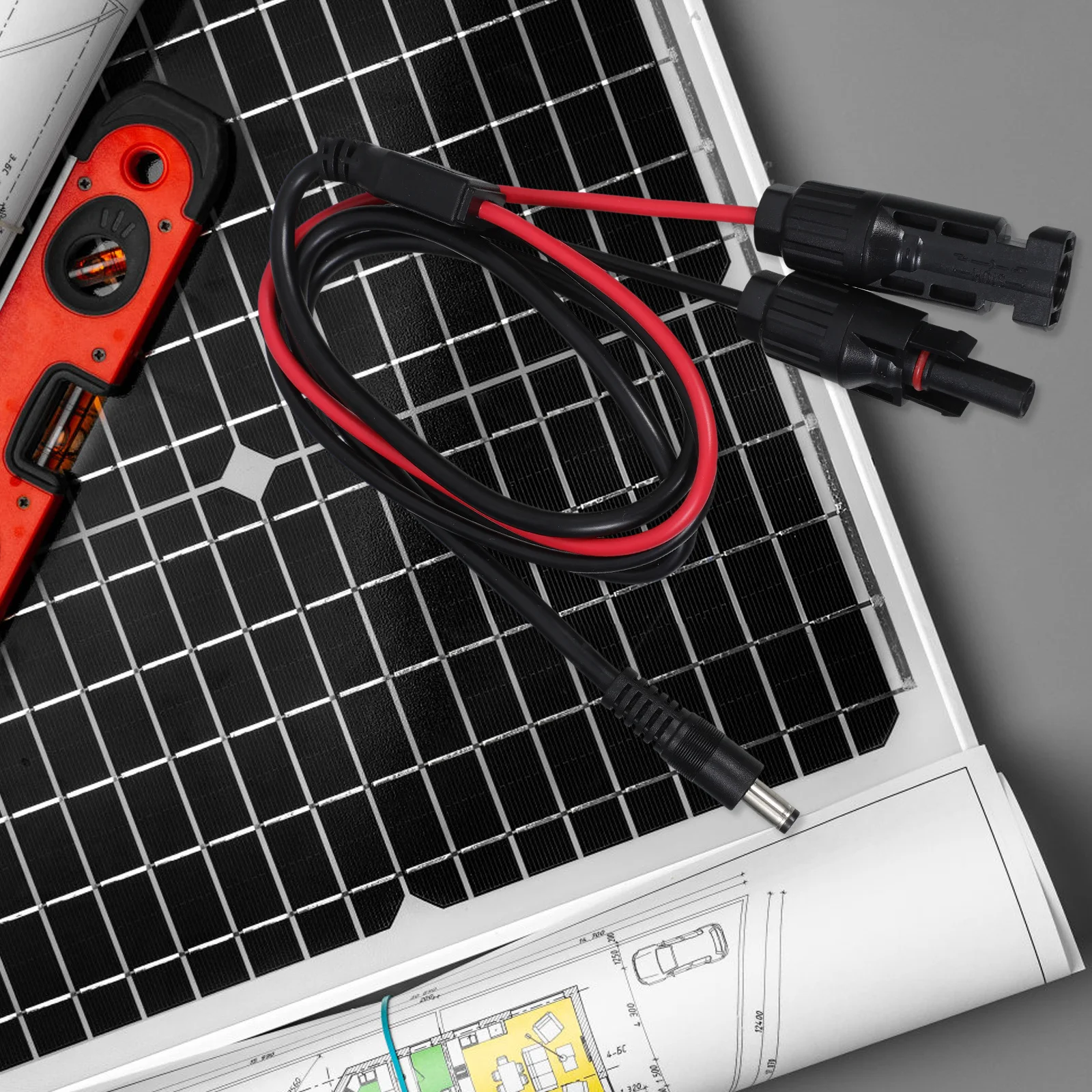 Kabel adaptera do paneli słonecznych DC 5.5mm, wytrzymały przedłużacz do systemów fotowoltaicznych, niezawodny do użytku na zewnątrz i wewnątrz.