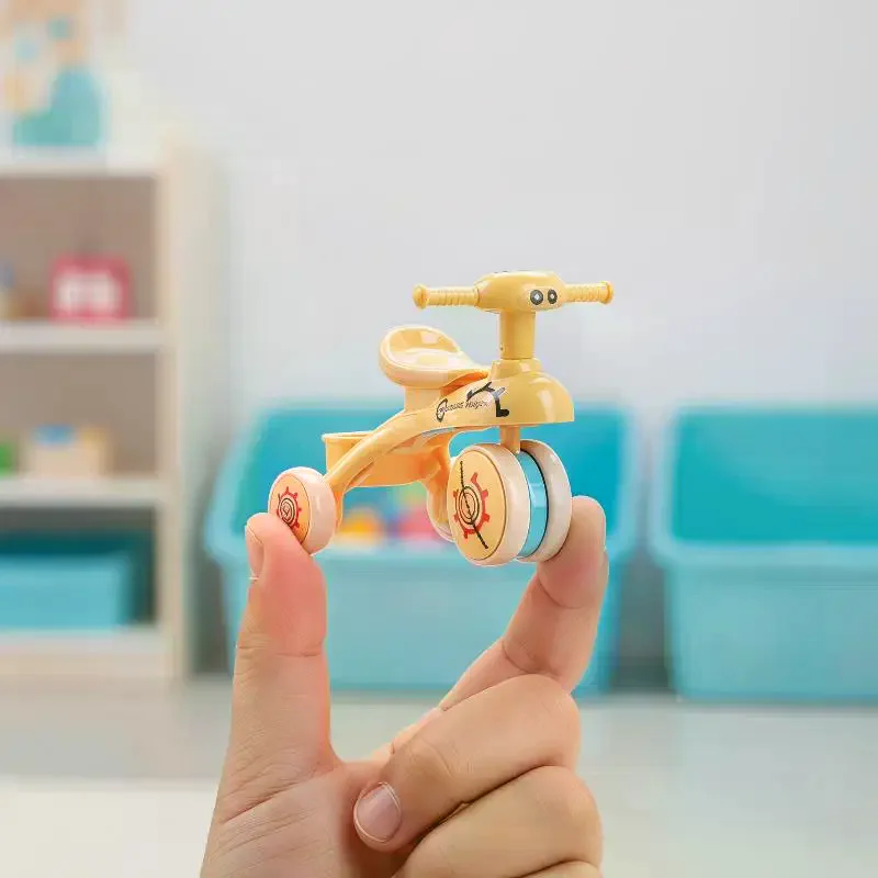 Dollhouse Mini Tricycle, Simulation Small Bike Model for Home Scene Ornament