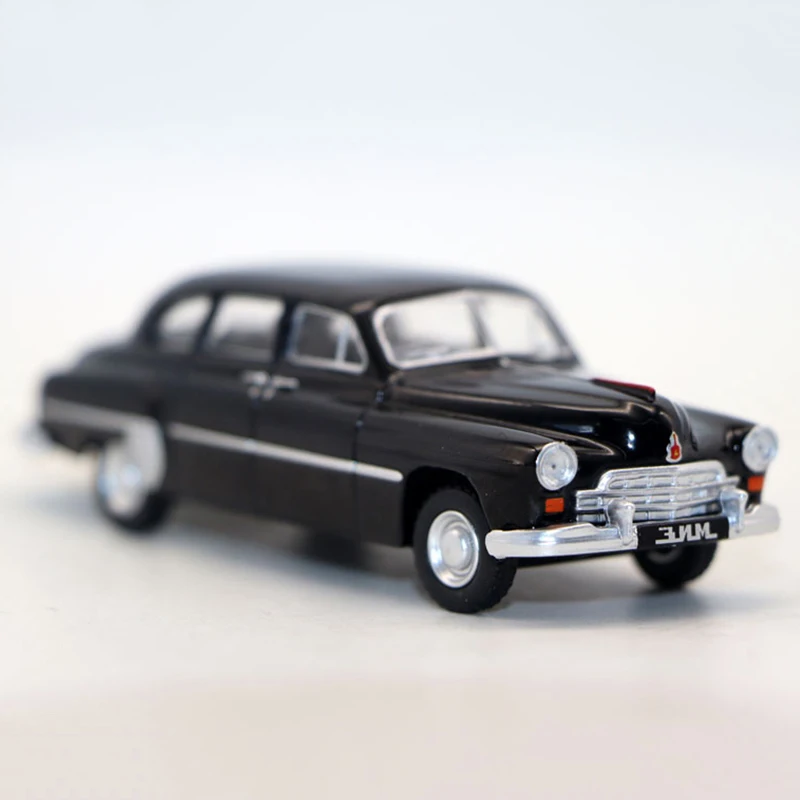 1:64 GAZ-12 ZIM Auto in lega Fonde sotto pressione e veicoli giocattolo Modello di auto Modello in scala in miniatura per bambini