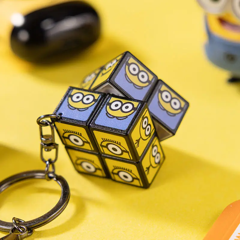 3.5 x3.5cm Anime Minions portachiavi Cartoon Cute Student Creative School Bag accessori per ciondoli Kawaii Kids Toys Gifts