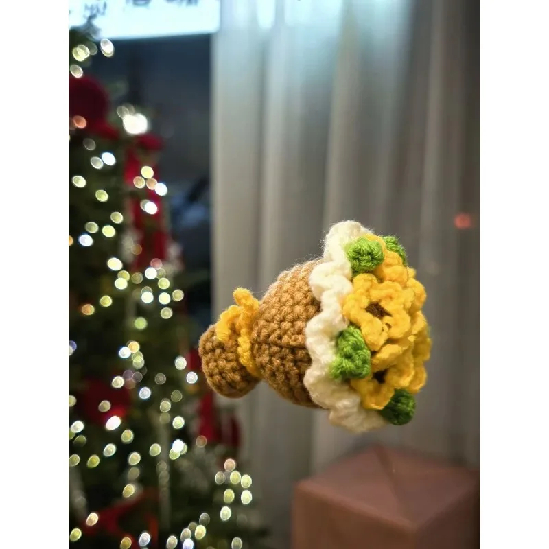 Mini Handmade Wool Bouquet Hanging Pendant, Floral Ornament Teacher's Day Appreciation Gift