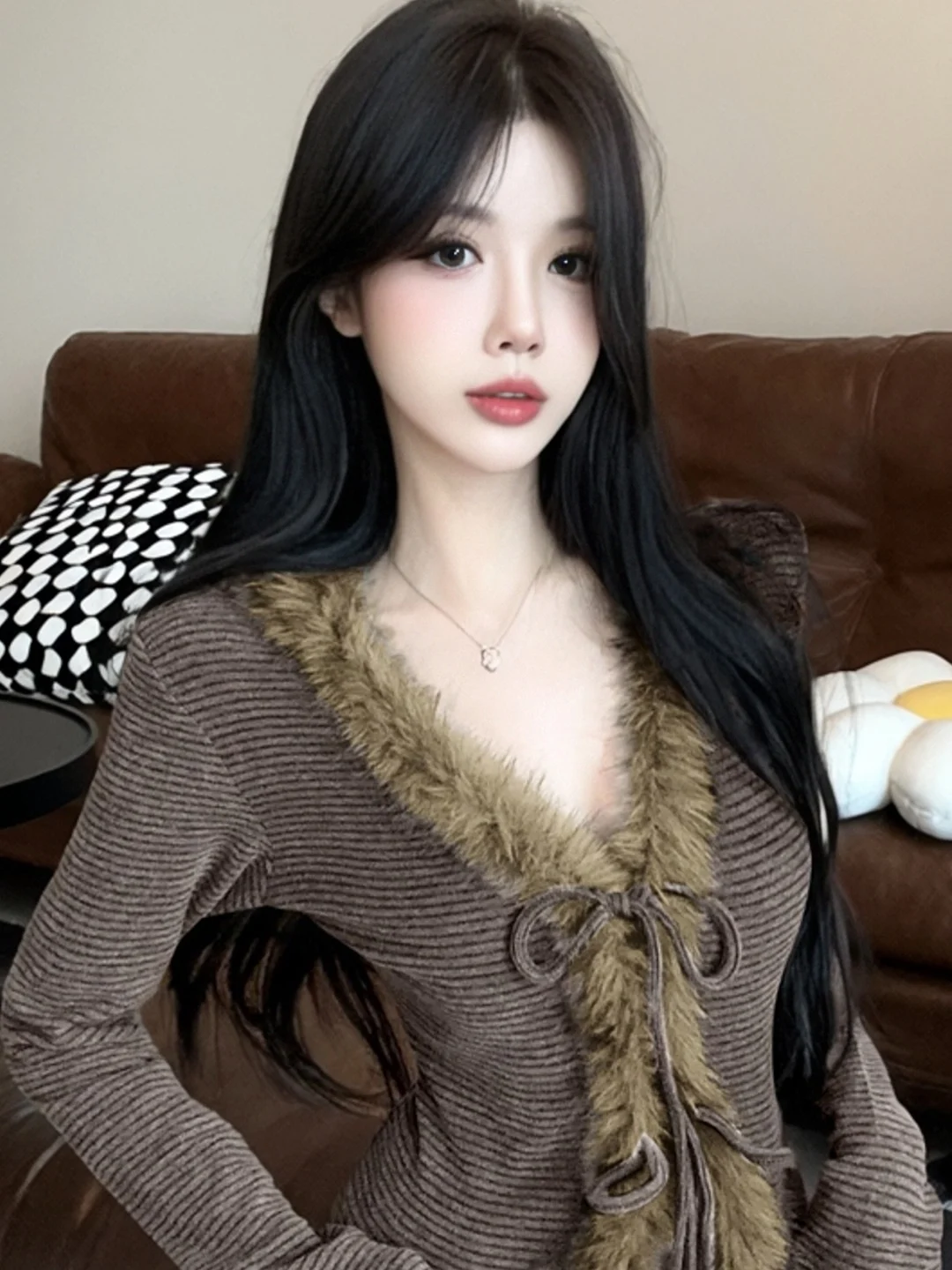 

Cool Spicy American V-neck Brushed Knot Long Sleeve Open Cardigan Women's Fashion Fur Collar Stripe Short Top