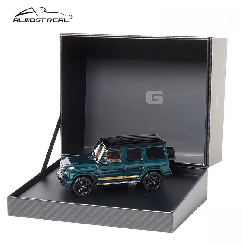 1:43 Mercedes-Benz AMG G63 alloy compression shaft miniature simulation model, adult decoration children's holiday birthday gift