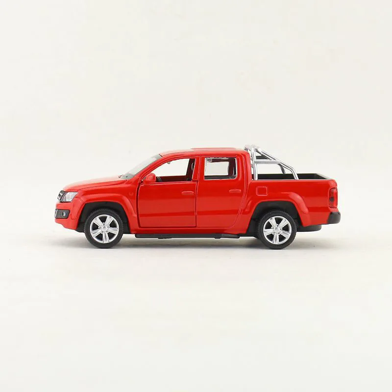 1/64  Amarok Pickup Truck Toy Car  Vehicle Model Miniature Free Wheel Diecast Metal Collection Gift For Boy Kid