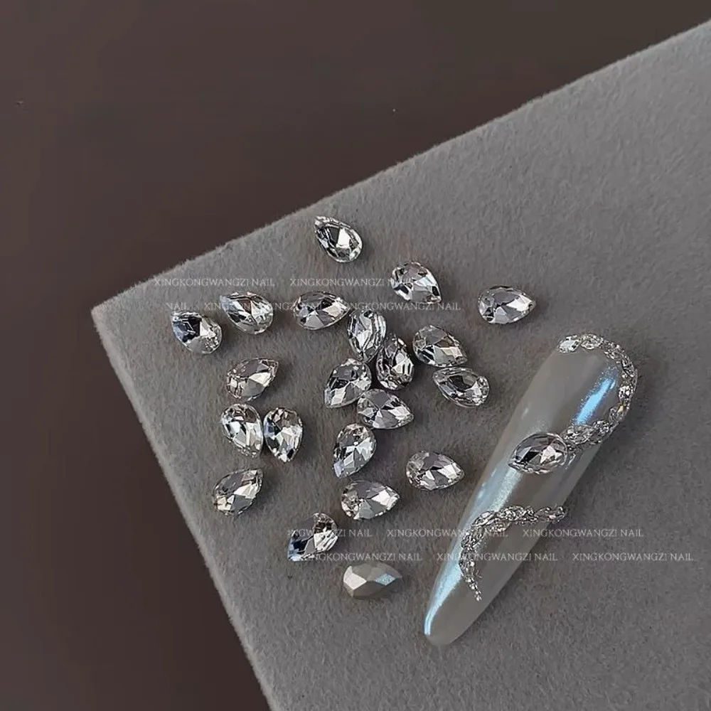 46pcs 네일 아트 쥬얼리 워터 드롭 포인티드 바텀 다이아몬드 쥬얼리 새로운 3차원 4*6mm 네일 액세서리