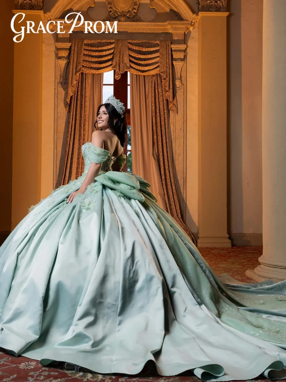 Enchanting Mint Green Appliques Ball Gowns Elegant Satin Quinceanera Dresses For Girls Sweetheart Corset Lace Up Vestidos De