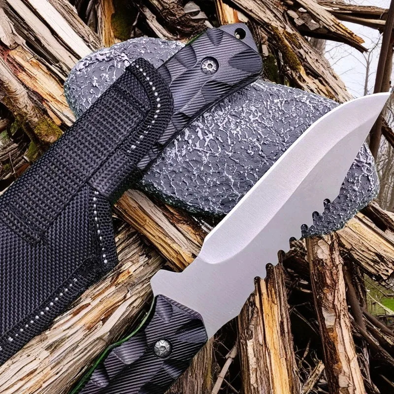 Outdoor small knife camping straight knife jungle wilderness survival knife with sheath, high hardness keel integrated knife