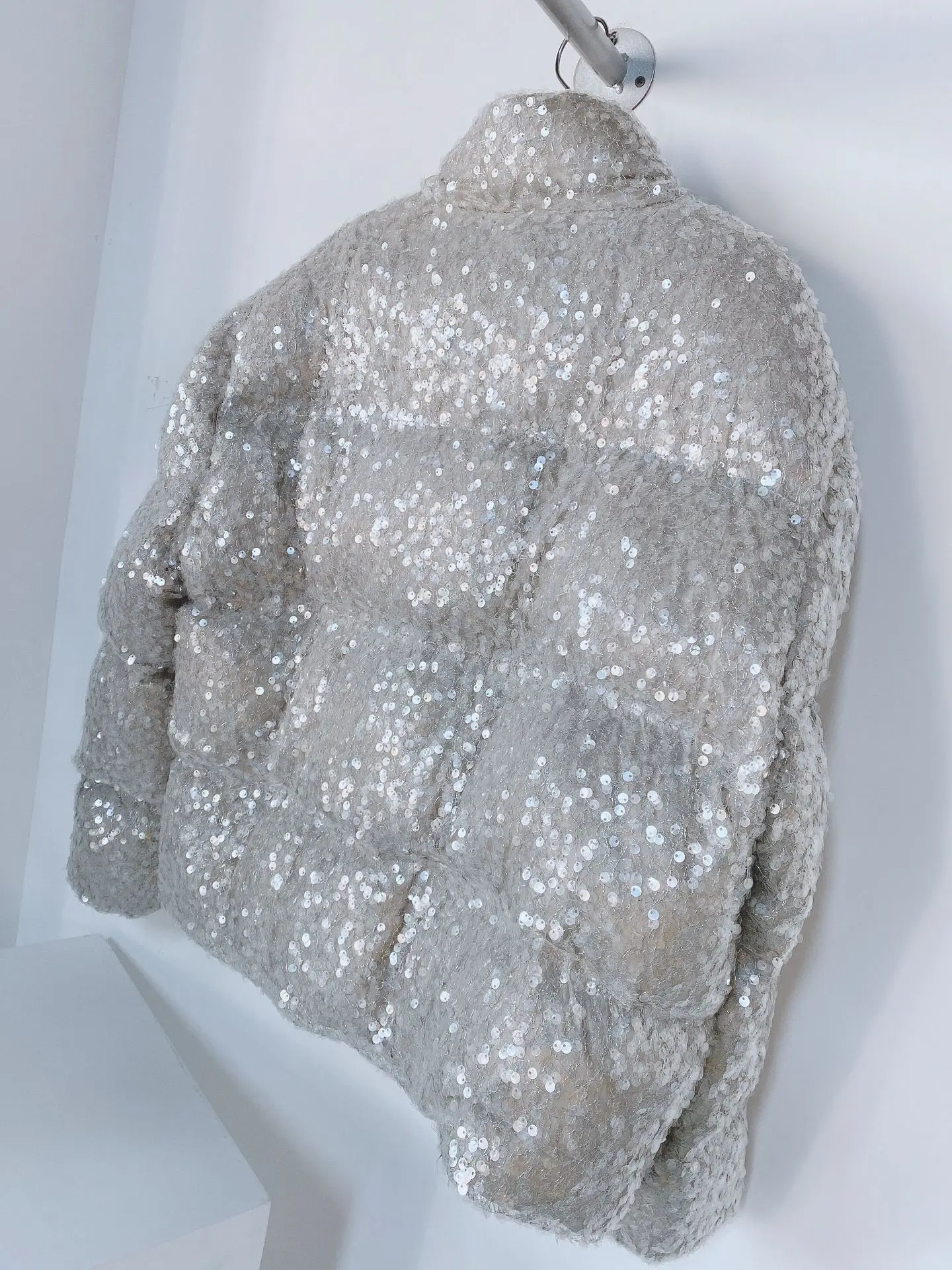 Winter Damen Pailletten Daunenjacke American Casual Fashion Shiny Puff Jacken Stehkragen Applikationen verdicken Mantel