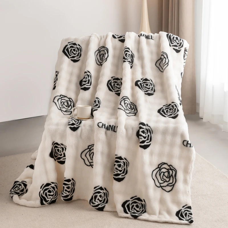 350g Camellia Flower Rabbit Fur Imitation Fleece Blanket, Casual Oversized Bubble Blanket