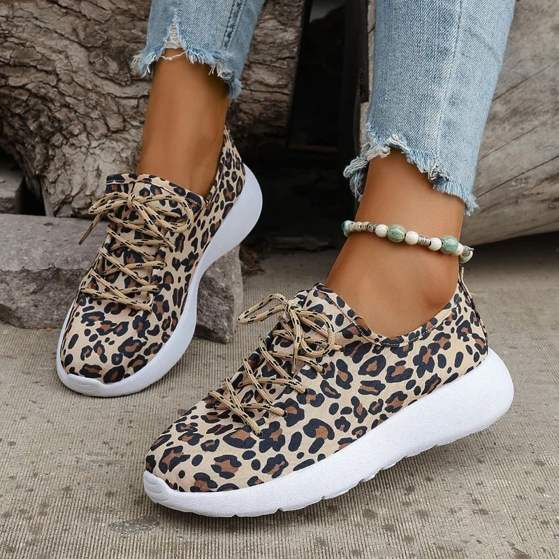 Zapatos vulcanizados con cordones para mujer, zapatillas informales con estampado de leopardo, clásicas, talla grande, 2024