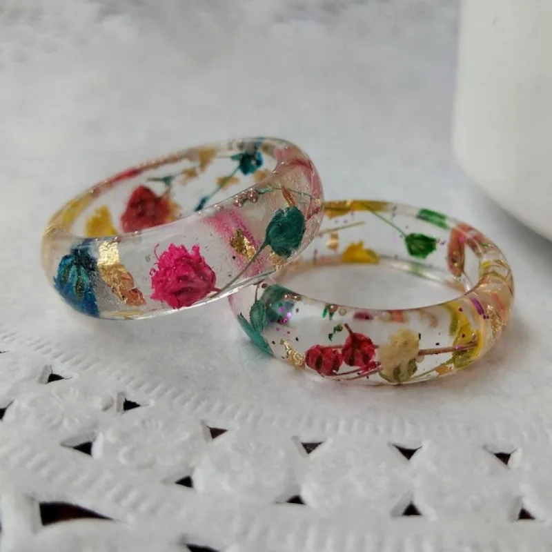 

Gorgeous Exquisite Style Resin Drip Glue Imitation Gold Foil Dried Flower Ring Women Elegant Engagement Jewelry Ring Accessories