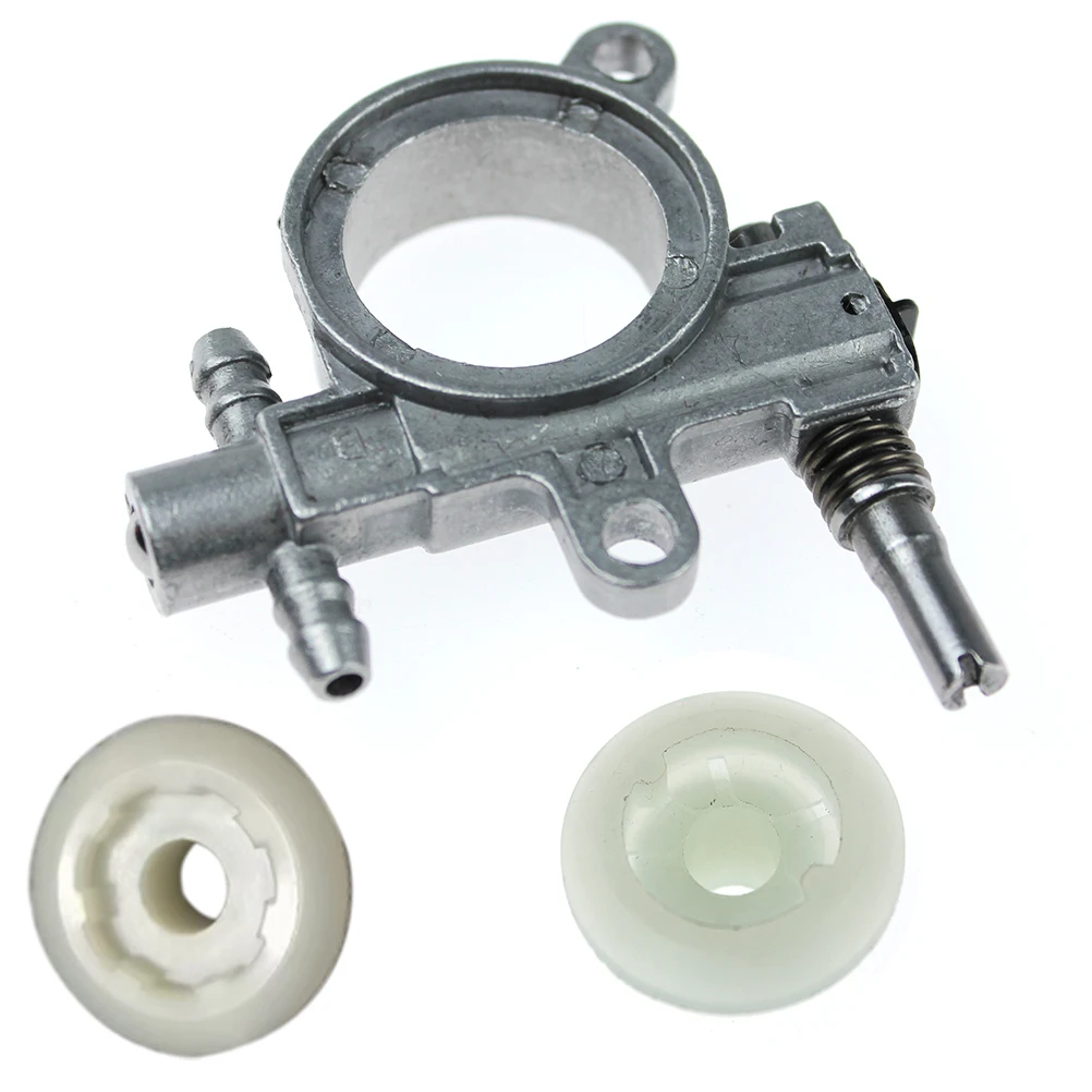 Oil Pump +Worm For 25cc 38cc Chinese Chainsaw