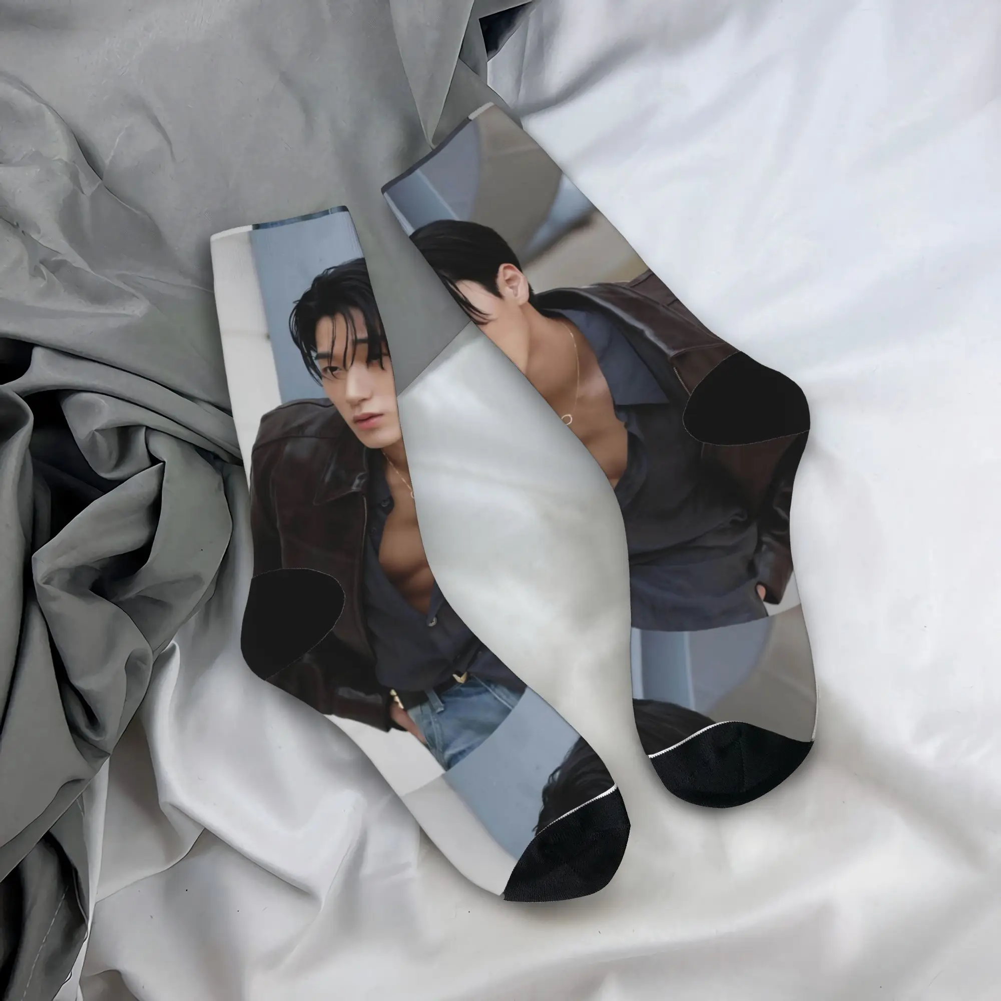 

Носки Kpop A-AteezS, чулки на заказ, нескользящие мужские носки, дышащие осенние велосипедные носки в стиле ретро