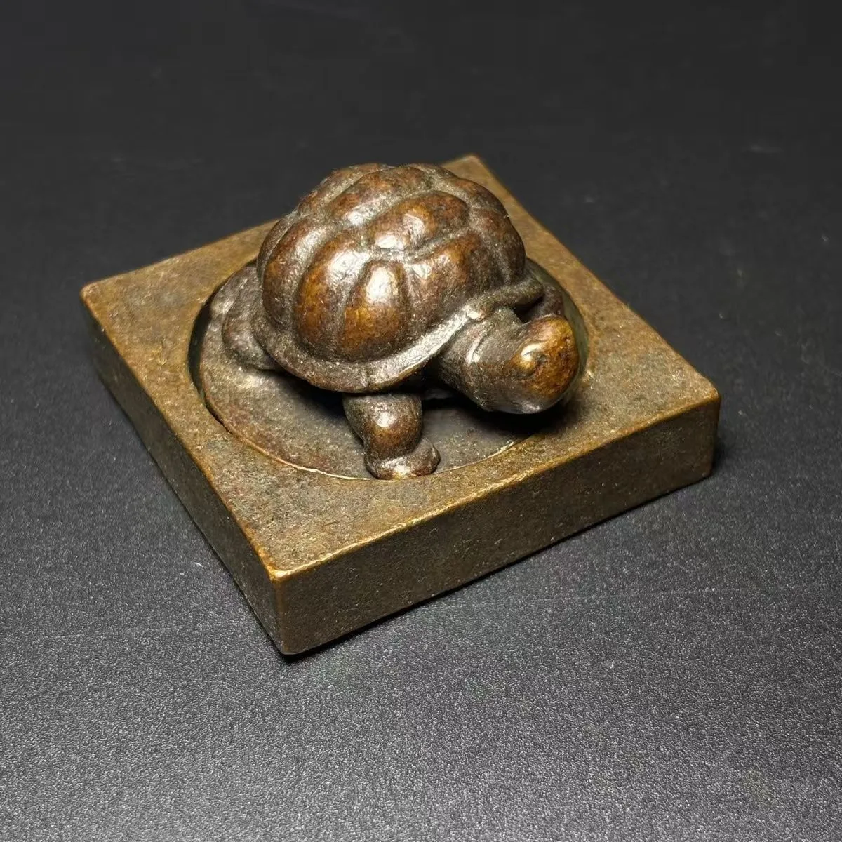 Chinese old Antique Collectible Bronze Recruit money turtle Loong seal statue