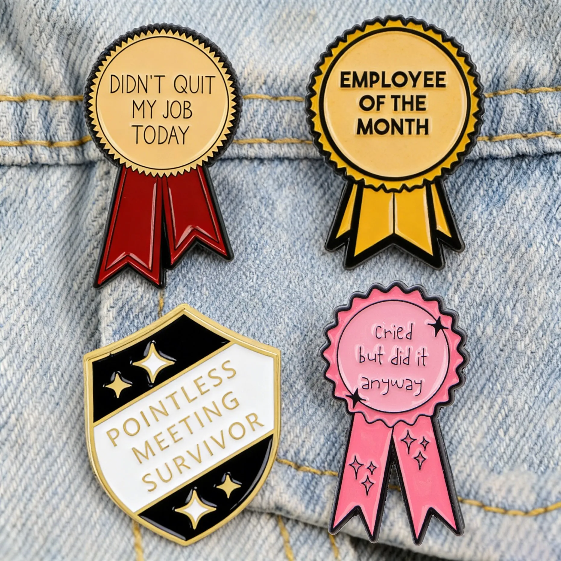 Pins de esmalte con citas sarcásticas de trabajo, broche con la frase 'Cried But Did It Anyway', insignias de supervivencia para reuniones, pins de solapa novedosos, regalo para compañeros de trabajo