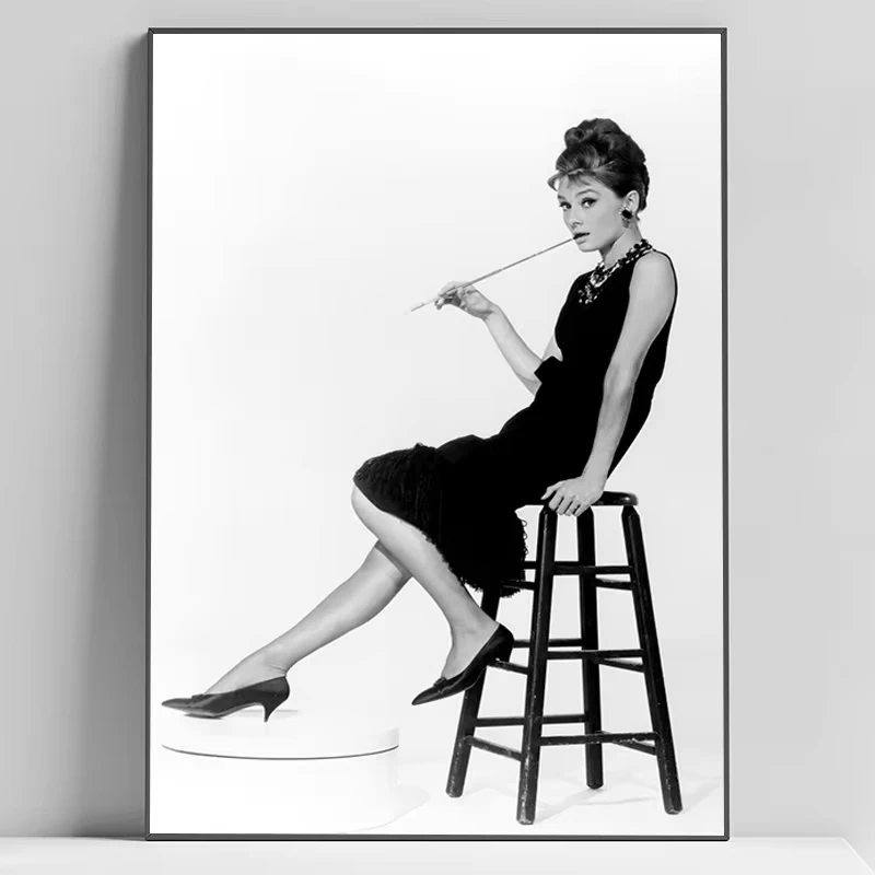 Famous Actress Audrey Hepburn Poster Decoration Posters for Wall Decororation Painting on Canvas Home Decor Art Print Paintings