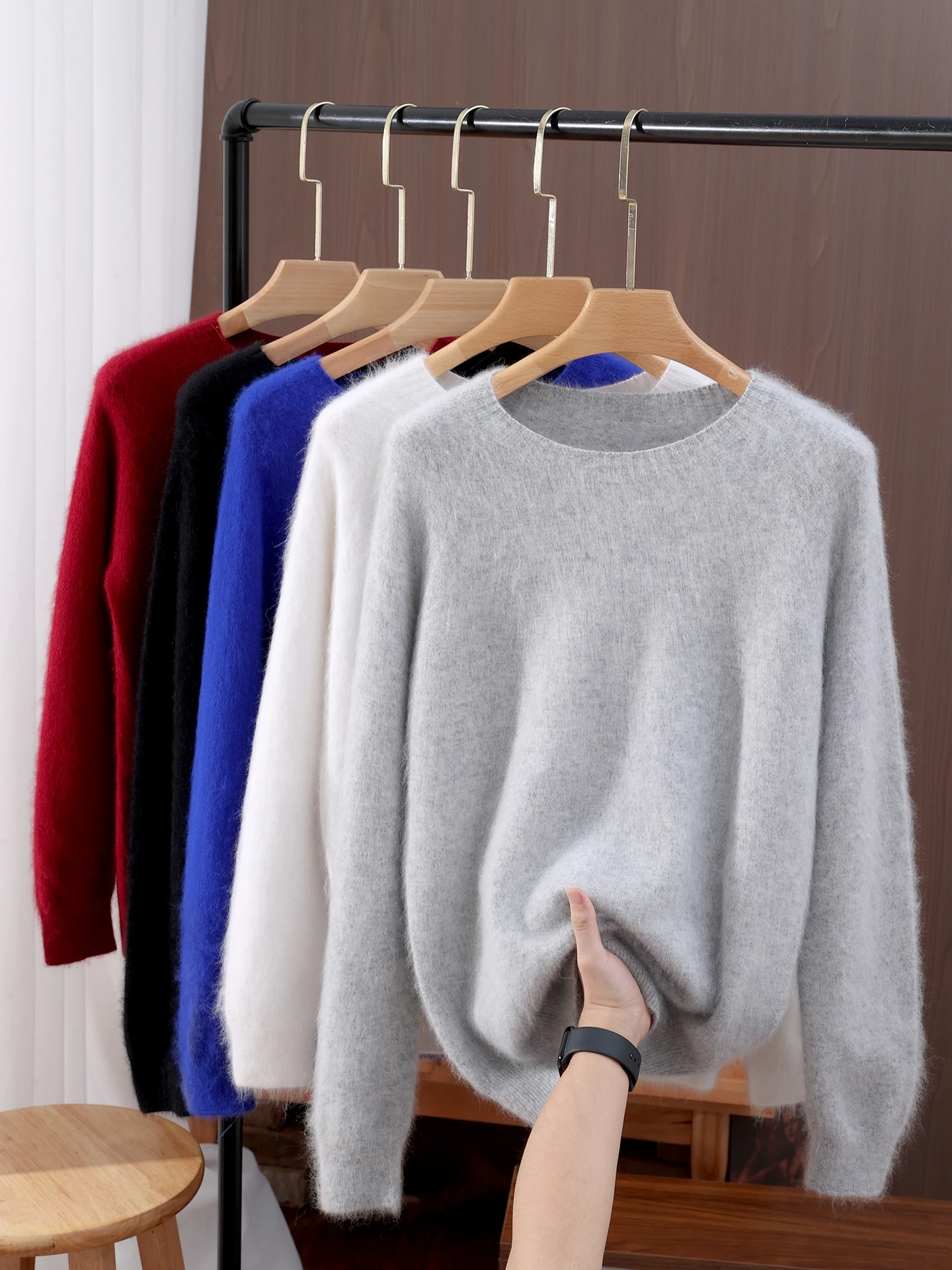 เสื้อสเวตเตอร์ไหมพรมแคชเมียร์มิงค์แท้ 100% สีพื้นสำหรับผู้หญิง ฤดูใบไม้ร่วง ฤดูหนาว เนื้อผ้านุ่ม อุ่นสบาย ผิวสัมผัสเป็นมิตร เสื้อผ้าผู้หญิง