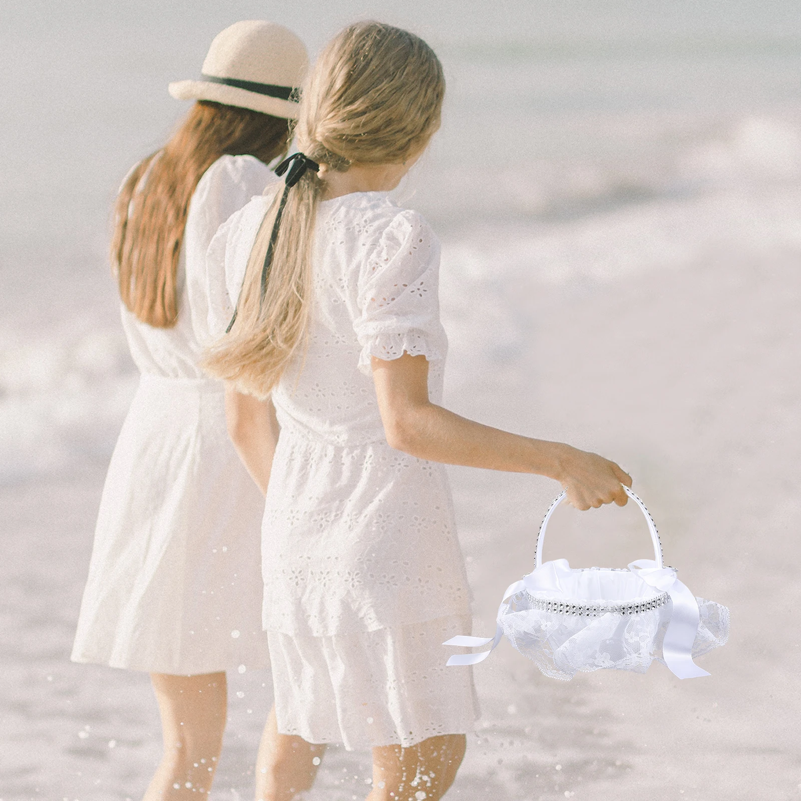 

1Pcs Lace Wedding Flower Girl Basket White Delicate Ceremony Decorative Multi-Purpose Wedding Basket Flower Container