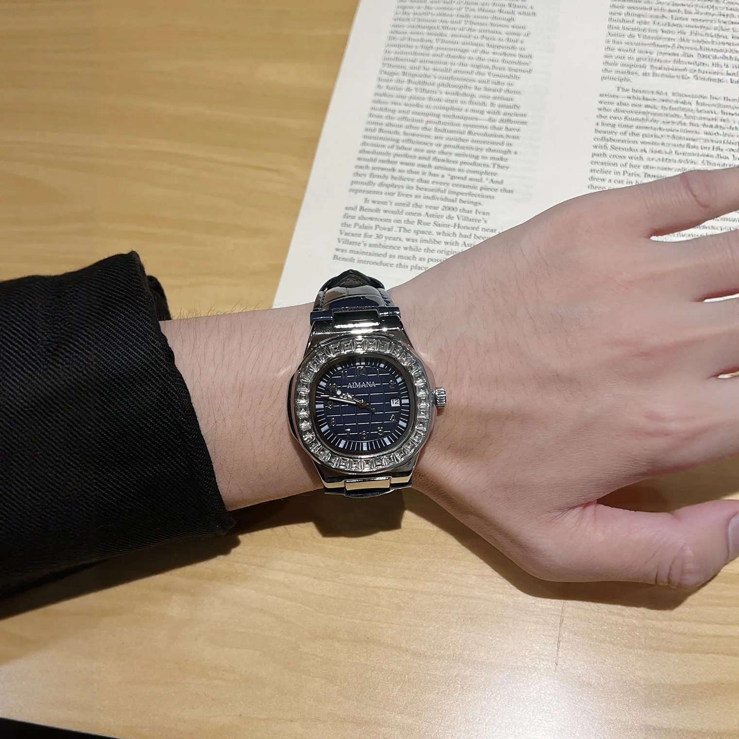 

LEATHER BAND AND DIAMOND RING FOR COUPLE WATCH