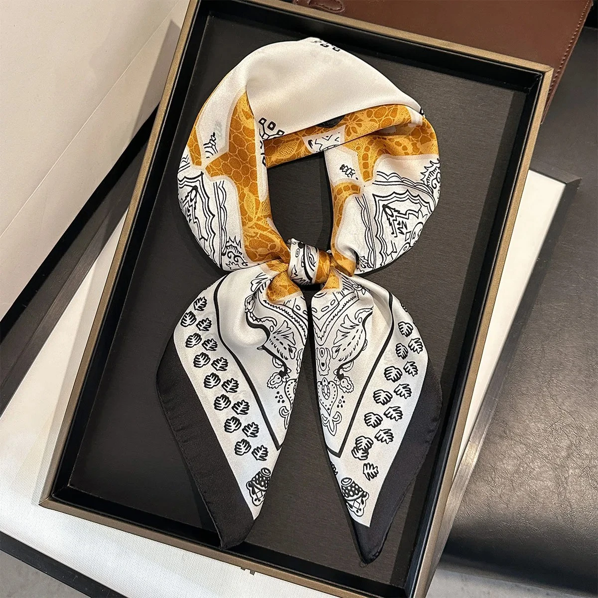 

Новинка 2026 года, квадратный шелковый шарф для женщин, модные украшения, шейный платок, платки на голову, женский мягкий хиджаб, платок, галстуки