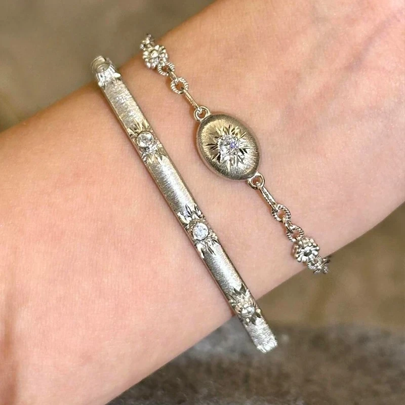 

Vintage Silver Brushed Sunflower Bracelet Vintage Octagonal Zircon Bracelet for Women