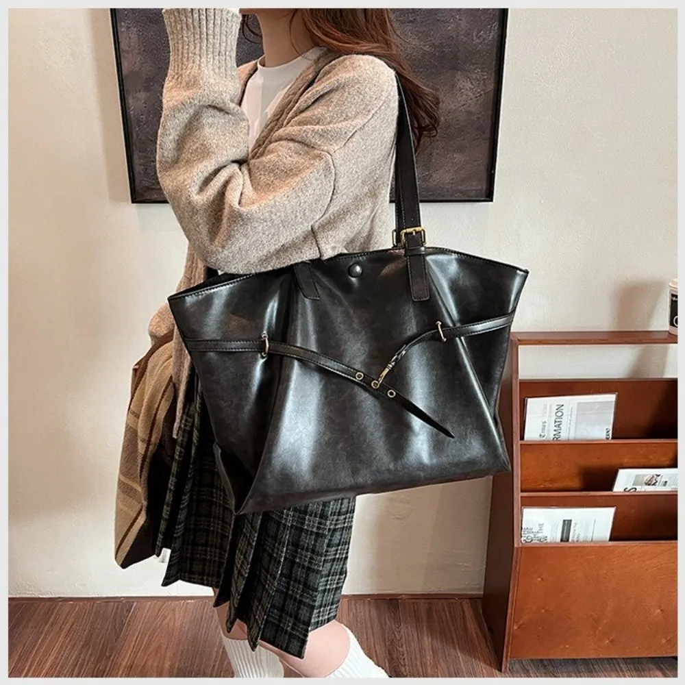 Y2K Fashion PU Leather Underarm Bag Magnetic Buckle Adjustable Shoulder Strap Tote Bag Large Capacity Luxury Handbag Women