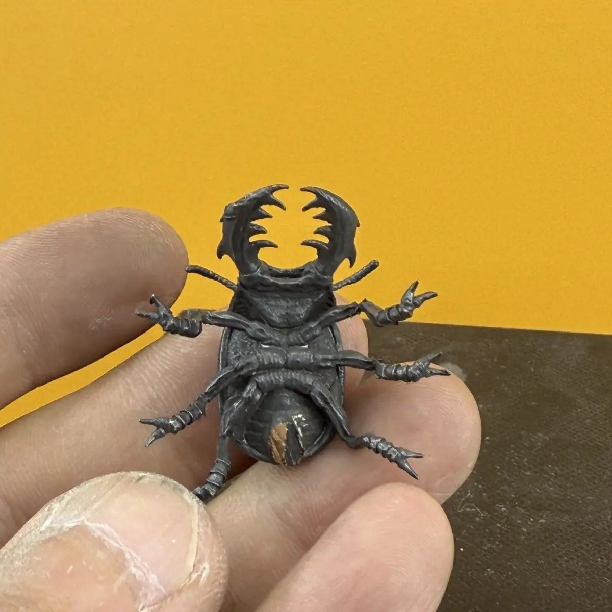 Brass Beetle Figurine- Mini Stag Rhinoceros Beetle Sculpture Insect Collection for Garden Decor Desktop Micro Landscape Ornament