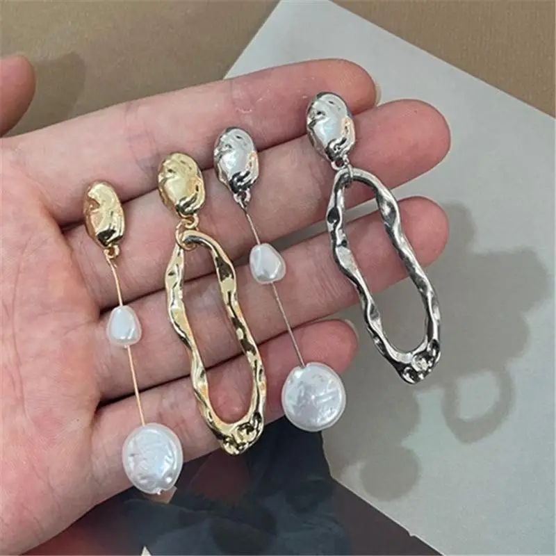 1 زوج أنيقة غير المتكافئة الباروك اللؤلؤ وأقراط للسيدات والفتيات شخصية غير النظامية مجوهرات الأزياء هدايا الحفلات #3