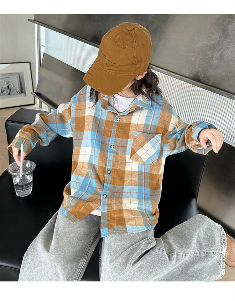 Koreanischer Stil, langärmliges kariertes Hemd für Teenager-Mädchen mit Tasche, neue Mode-Streetwear-Oberbekleidung für Kinder, Baumwollbluse für Kinder im Alter von 5-14 Jahren. – Detail 3