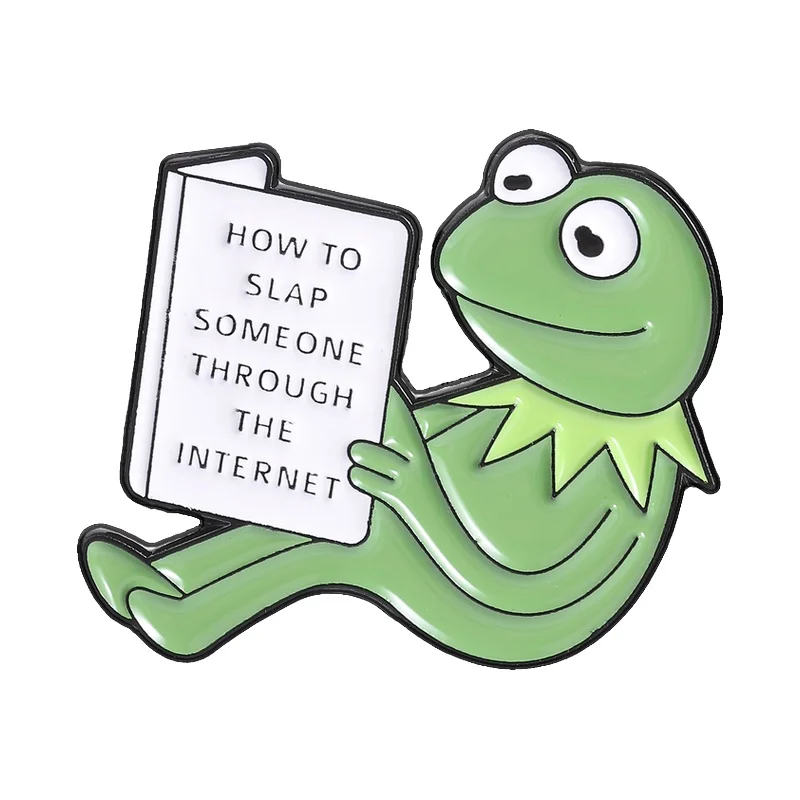 Pin de esmalte de dibujos animados de Kermit el Rana leyendo un libro, con el meme de internet 'Cómo darle una palmeada a alguien por internet', broche, insignia para bolso, regalo de joyería