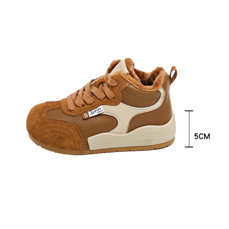 أحذية نسائية شتوية كاجوال بنعل سميك قصير من القطيفة مبطنة دافئة ومقاومة للانزلاق أحذية رياضية مريحة