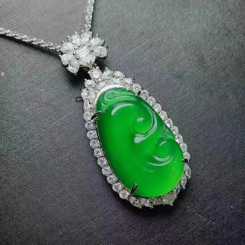 High Ice Green Jade Marrow Ruyi Pendant Necklace Inlaid with Emperor Green Jade Marrow