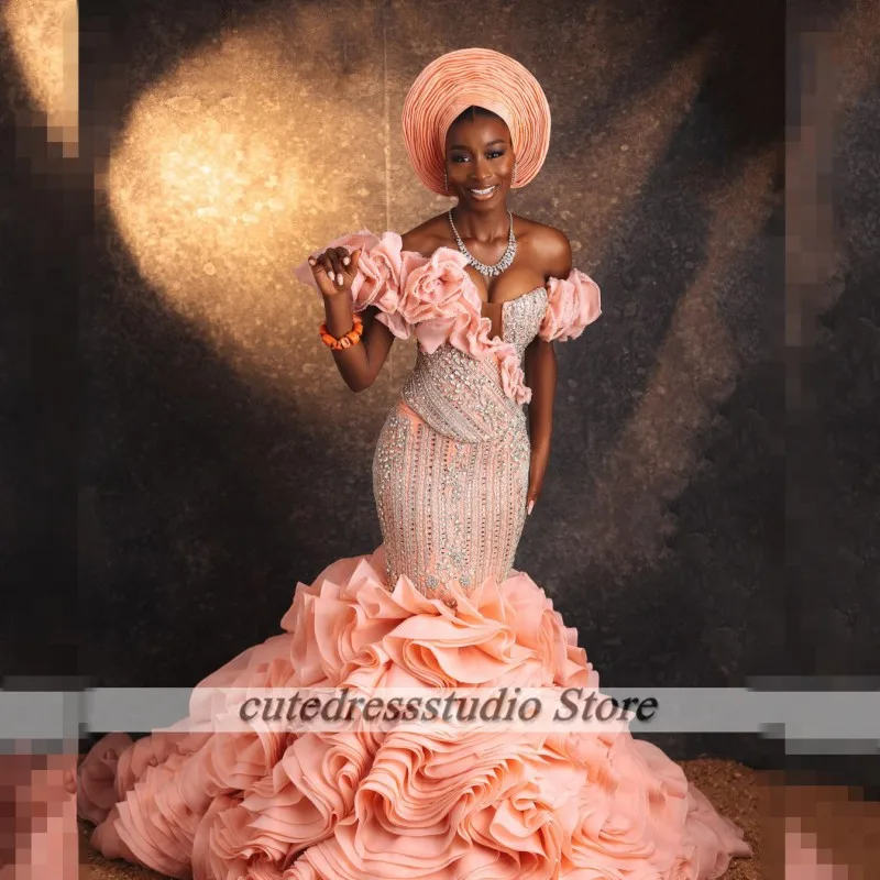 Nigeryjskie kobiety kryształowe suknie ślubne Off The Shoulder Ruffles cywilne suknie ślubne afrykańskie Vestidos De Boda 2024