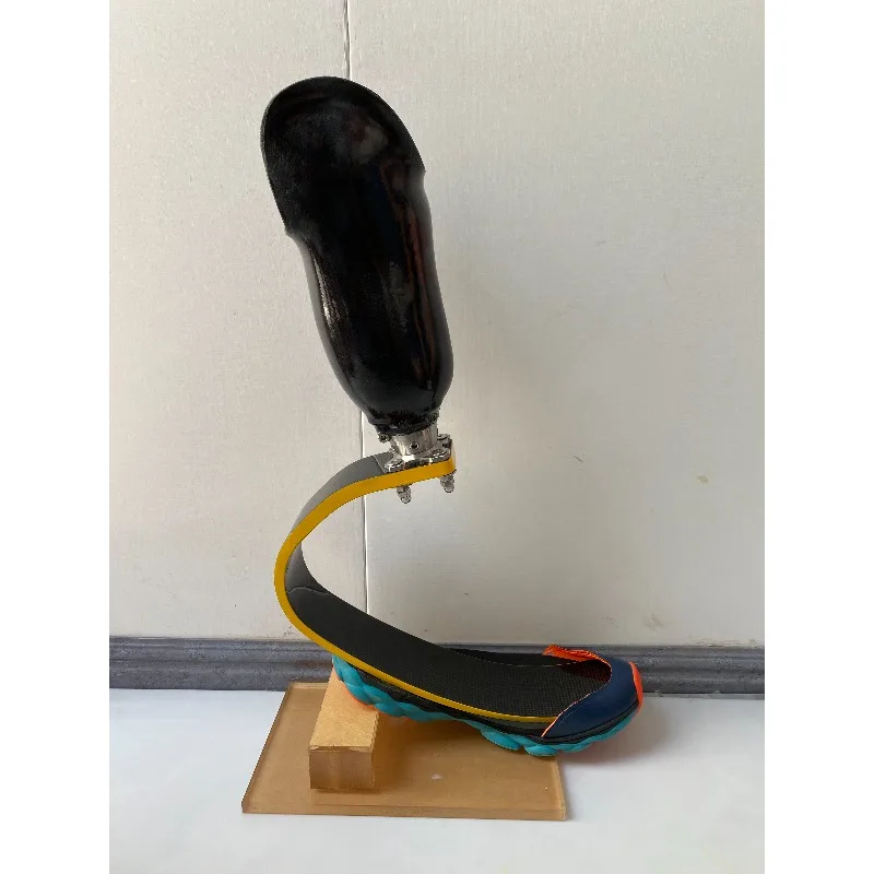 Carbon Fiber Running Prosthetic Foot - Sports Prosthetics for Athletes