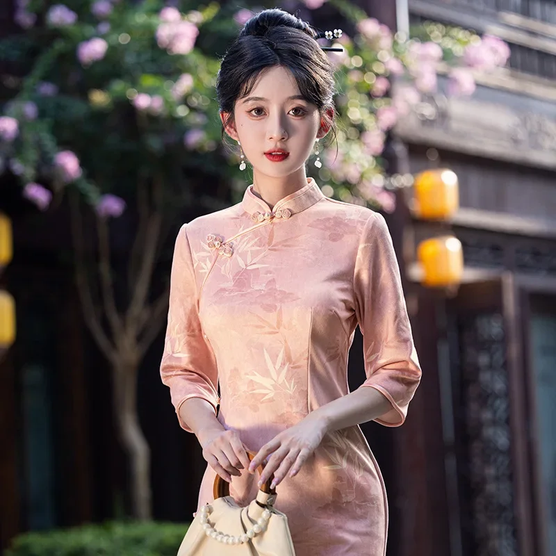 

2024, новое улучшенное осеннее розовое замшевое милое длинное платье Cheongsam Qipao в китайском стиле для девочек